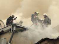 В Хакасии от огня спасали два жилых дома