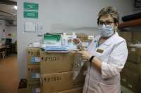 Компания РУСАЛ передала в больницу Саяногорска новую партию СИЗов