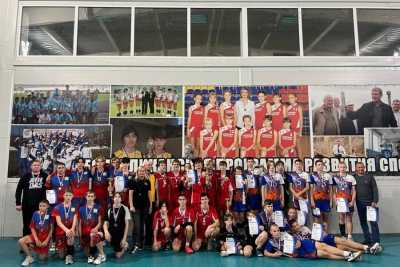 Лучших юных волейболистов Хакасии выявили в Белом Яре