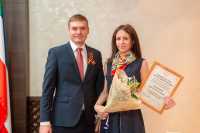 В Хакасии наградили лучших сотрудников Госкомитета по регулированию контрактной системы в сфере закупок