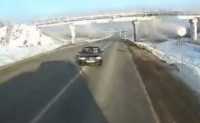 Смертельное ДТП: молодой водитель врезался в два грузовика рядом с Хакасией