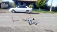 10-летний велосипедист врезался в иномарку в Хакасии