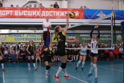 Полуфинал первенства России по волейболу проходит в Хакасии