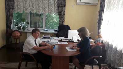 В Правительстве Хакасии обсудили повышение зарплат сотрудникам регионального филиала Почты России