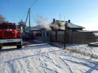 Пожарные спасли из задымленного дома 103-летнюю жительницу Хакасии