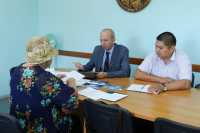 Министры решают вопросы жителей Абазы, Саяногорска, Черногорска и Сорска